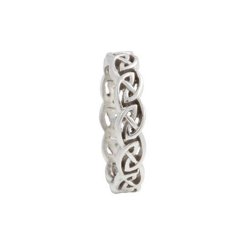 Eternity knot ring