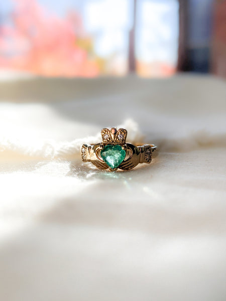 Emerald Claddagh Ring - Size 7