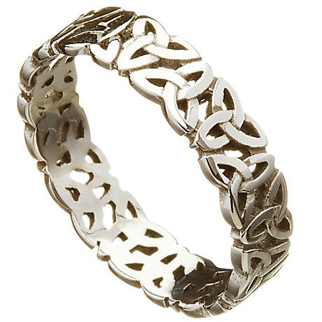 Trinity knot ring